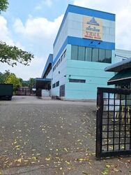 Yen I Industrial Building (D27), Factory #628744811